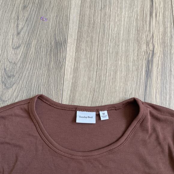 Aritzia Sunday Best Bliss Cropped Long sleeve Ribbed Top Size Medium Brown Modal - Picture 3 of 7